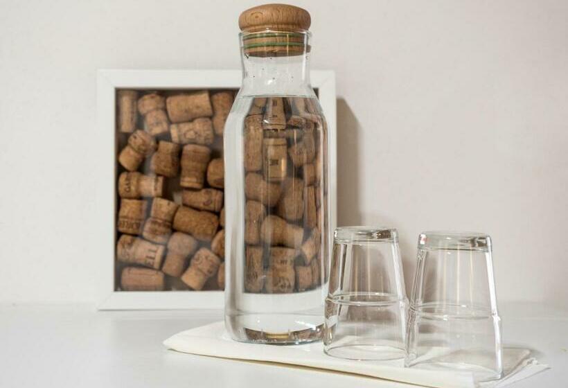 标准间, Borgodieci