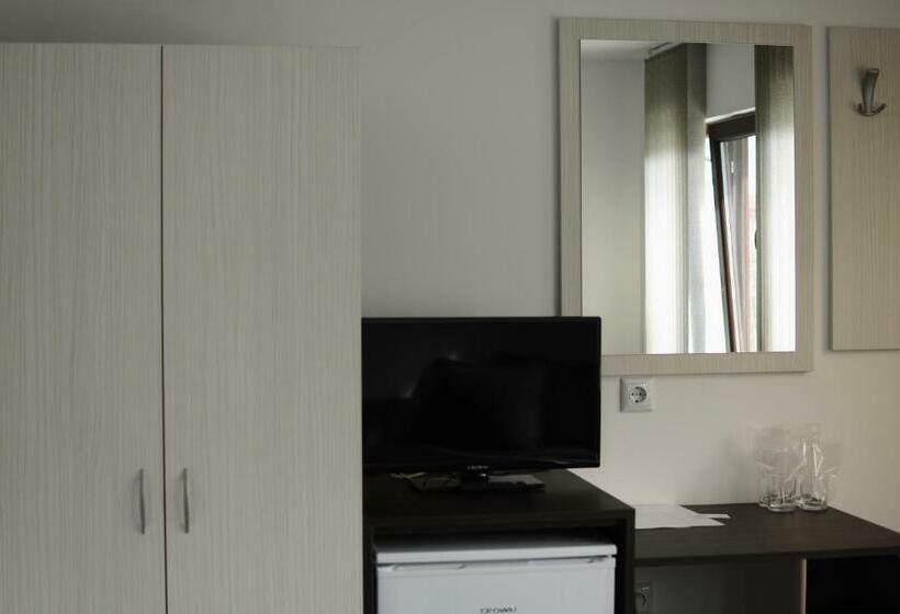 جناح مطلّ علي الحديقة, Guest House Dar