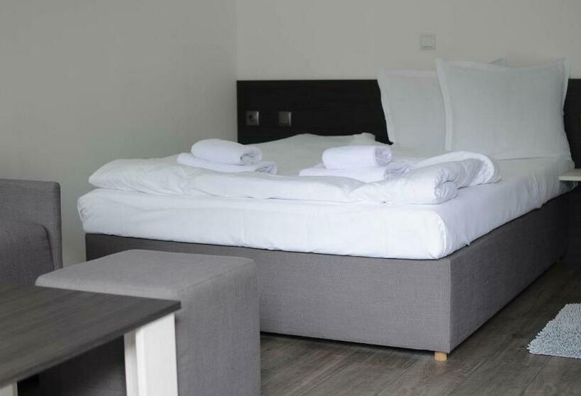 جناح مطلّ علي الحديقة, Guest House Dar