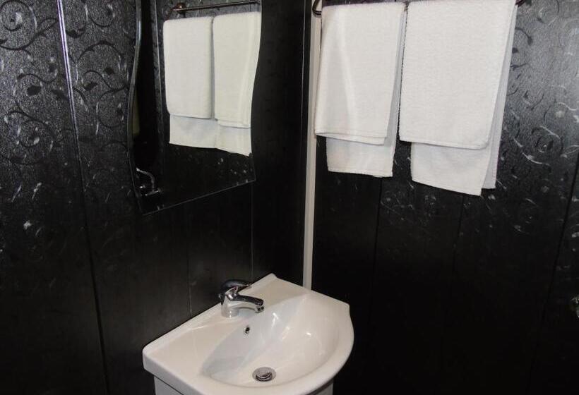 Люкс Вид на Сад, Guest House Dar