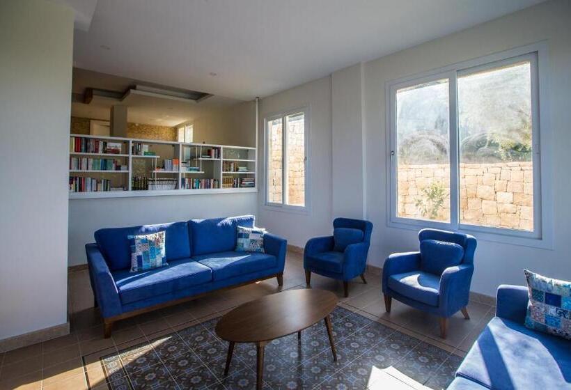 Номер Стандарт Трехместный, Clementin Suits Sigacık