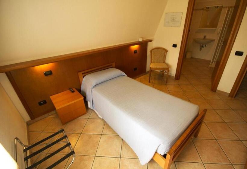 غرفة قياسية فردية, Albergo Lario