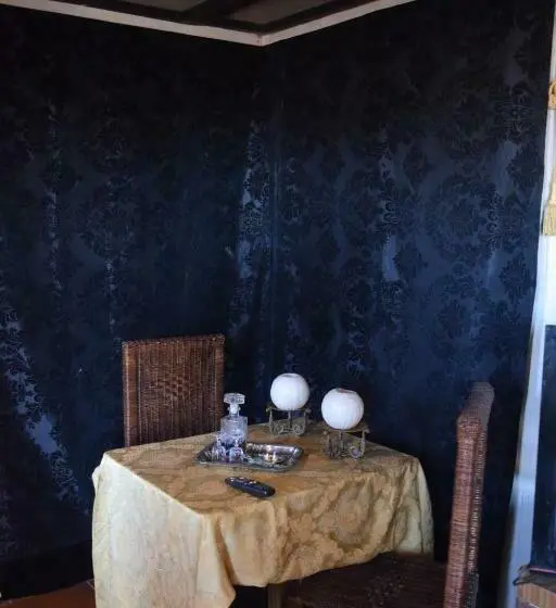 デラックスルーム, Die Kuierhuis