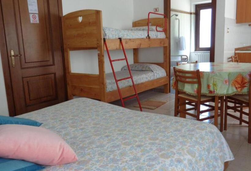 חדר סטנדרט לארבעה, Mont Gelé