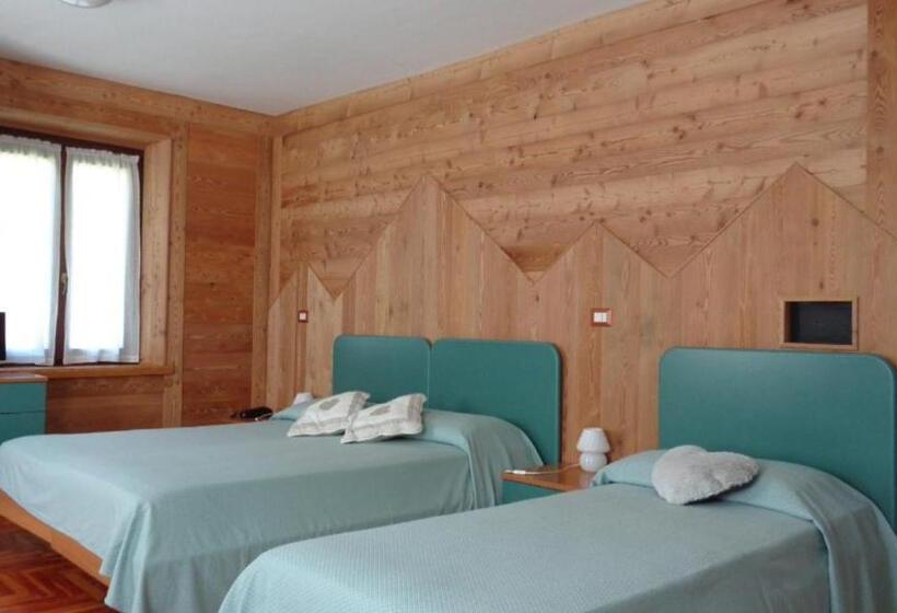 חדר סטנדרט לשלושה, Mont Gelé