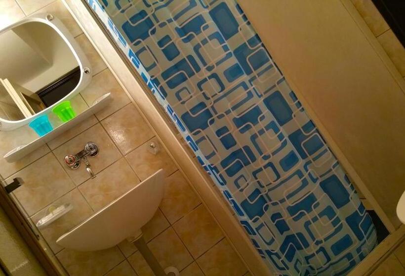 Номер Стандарт Трехместный, Puk