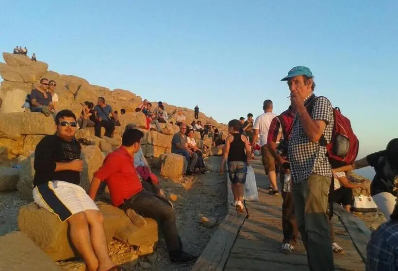 デラックスルーム, Nemrut Dağı Işik Pansi̇on