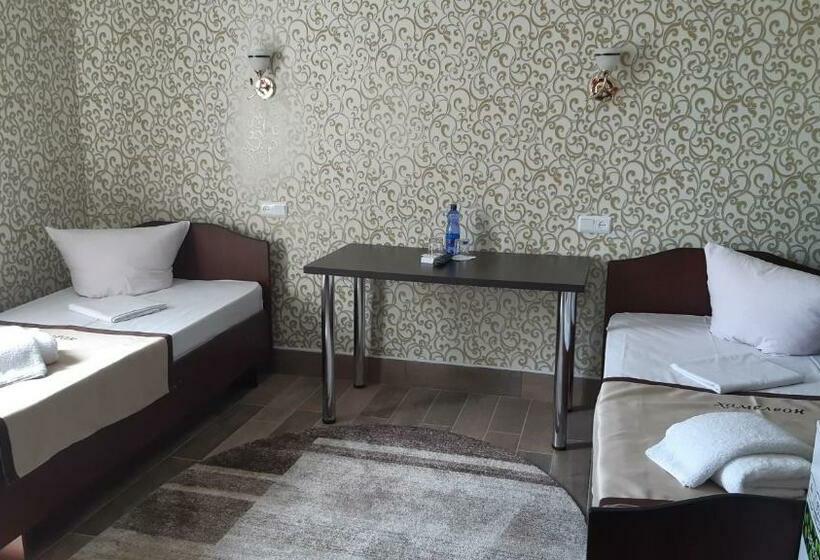 اتاق استاندارد, Motel Xameleon