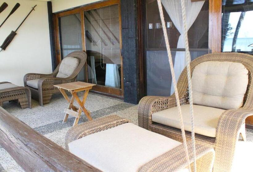 带大床的套房, Nabulao Beach And Dive Resort