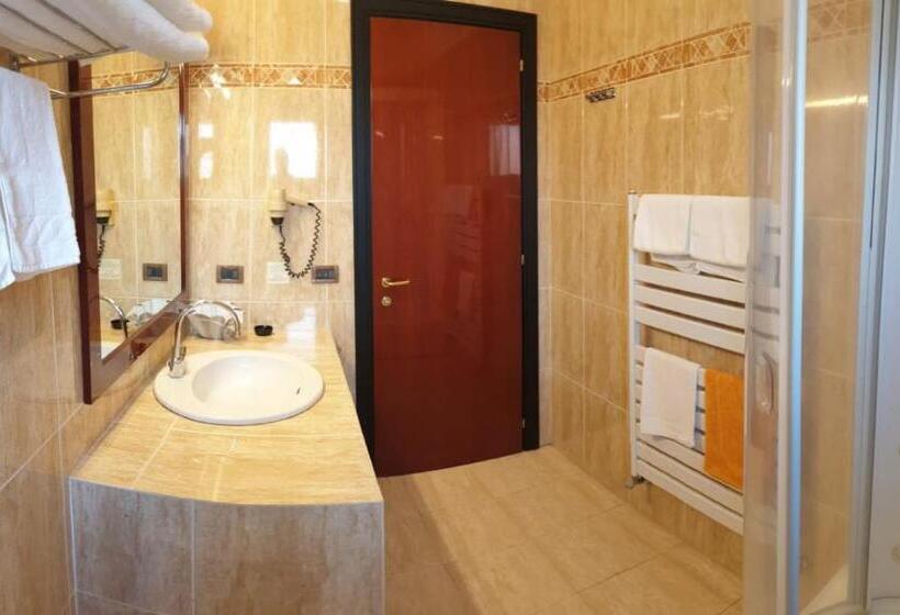 Номер Стандарт, Palahotel Vallenoce