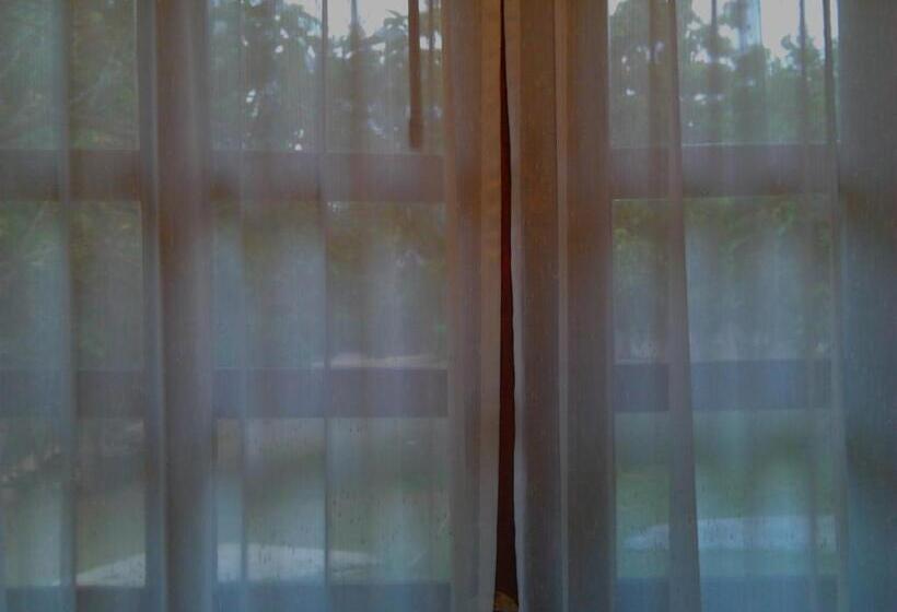 غرفة فردية  مطلة على الحديقة, Bed & Breakfast Chiang Rai