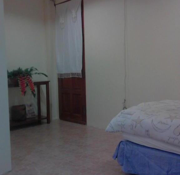 غرفة فردية  مطلة على الحديقة, Bed & Breakfast Chiang Rai