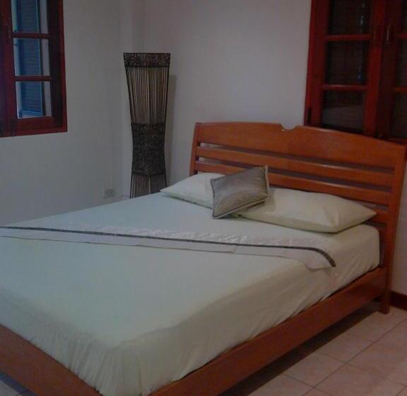 Номер Стандарт Вид на Сад, Bed & Breakfast Chiang Rai