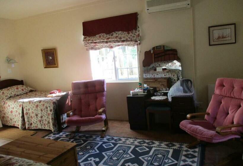 Семейный Номер, Van Rhyn Guest House