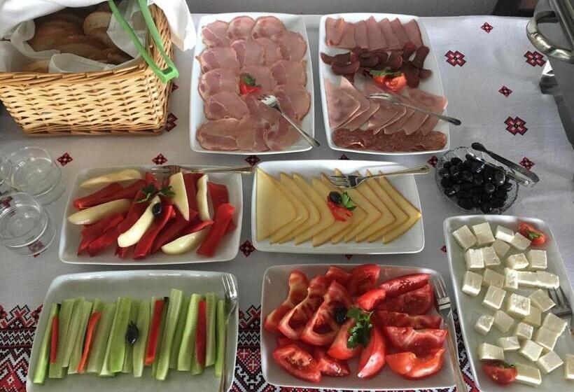 キングサイドベッドのスタンダードワンルーム, Pension Valentina