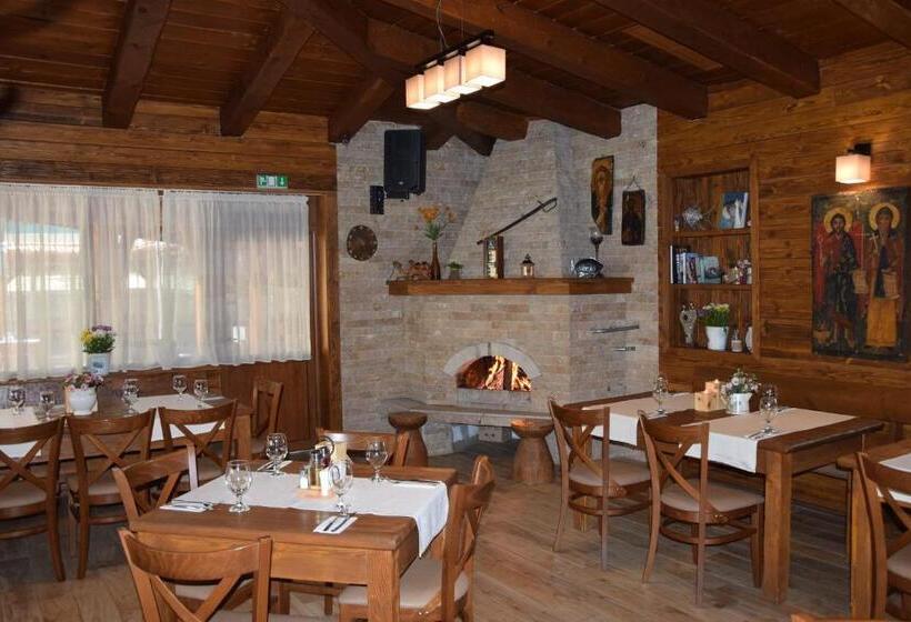 Номер Deluxe с Балконом, комплекс белите скали