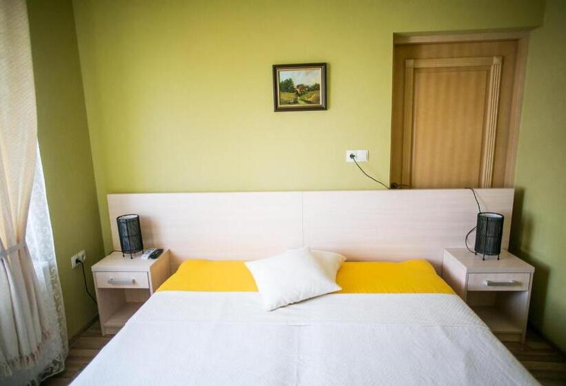 Полулюкс, Tulipan Hotel Aquapark