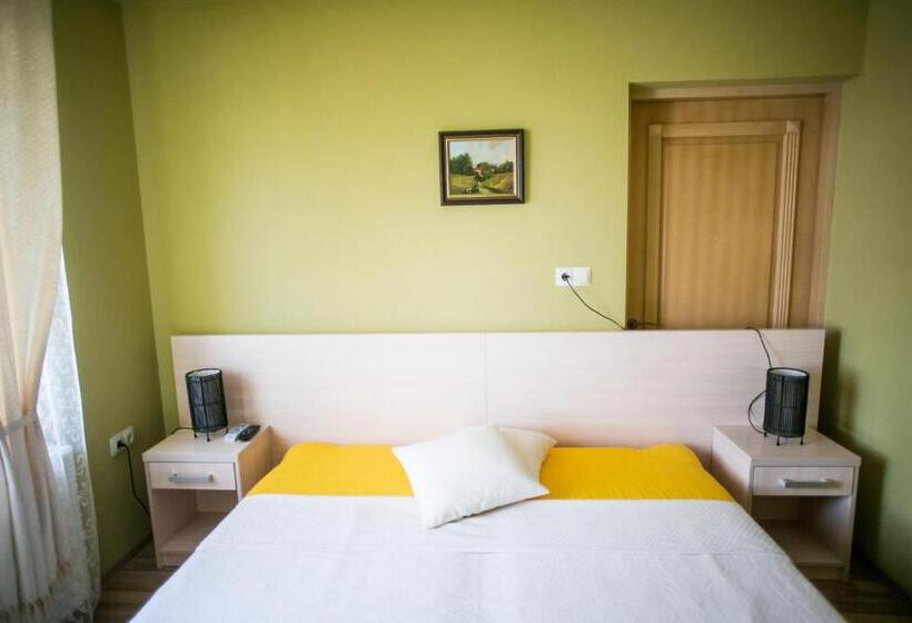 Полулюкс, Tulipan Hotel Aquapark