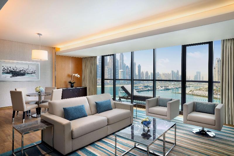 带海景的行政套房, Hilton Dubai Palm Jumeirah