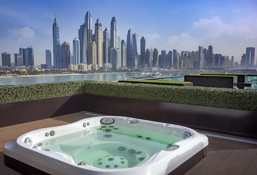 سوییت با چشمانداز دریا, Hilton Dubai Palm Jumeirah