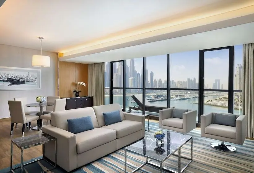 سوئیت اجرایی با چشمانداز دریا, Hilton Dubai Palm Jumeirah