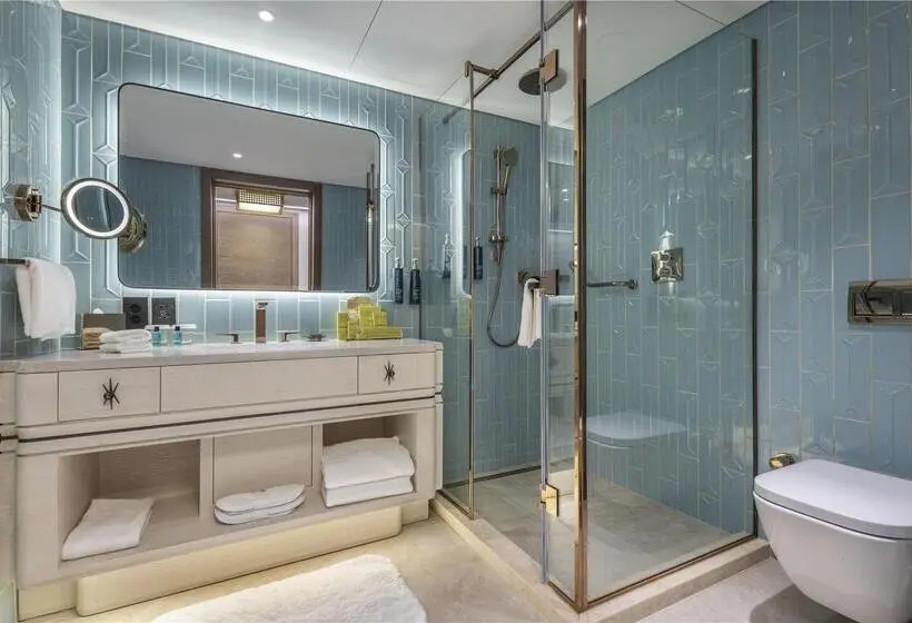سوئیت اجرایی با تخت کینگ, Hilton Dubai Palm Jumeirah