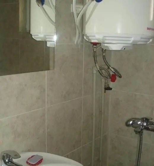 استودیوی استاندارد, Apartments Dan Dar