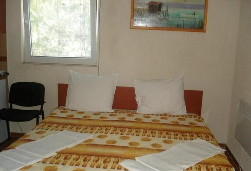 استودیوی استاندارد, Apartments Dan Dar