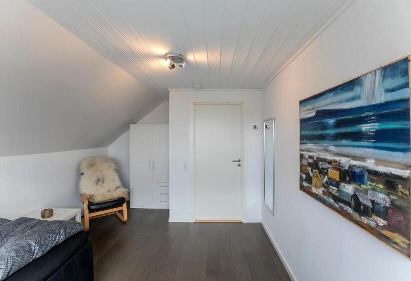 חדר סטנדרט חדר אמבטיה משותף, Faroeguide