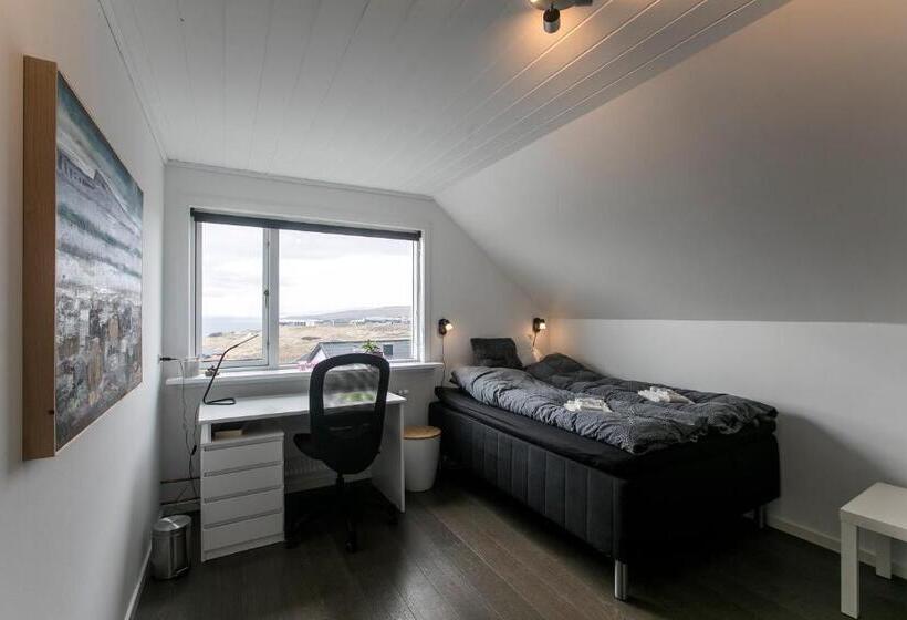 חדר סטנדרט חדר אמבטיה משותף, Faroeguide