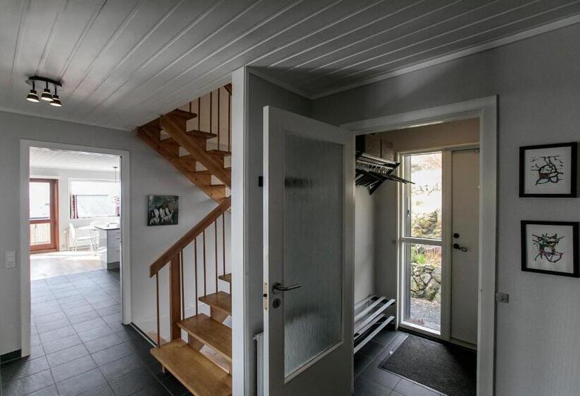 חדר סטנדרט חדר אמבטיה משותף, Faroeguide