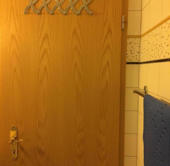 غرفة ديلوكس سرير كينج, Mona S Sleep & Go