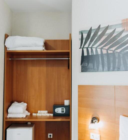 Люкс с Балконом, Arta City