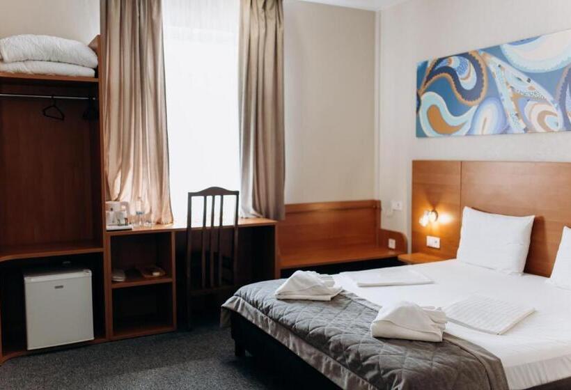 Семейный Номер, Arta City