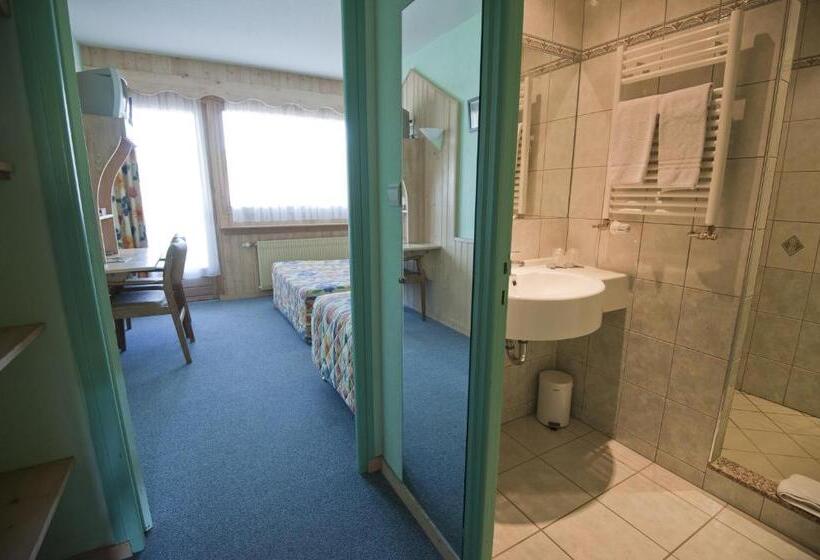 Chambre Triple Standard, Etoile Des Neiges Piscine Spa Sauna