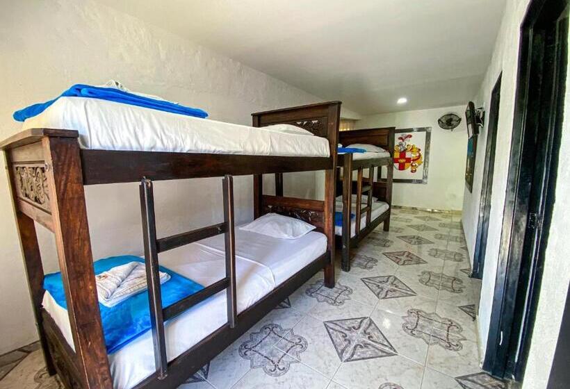 חדר משפחתי, Campestre La María Toro Valle