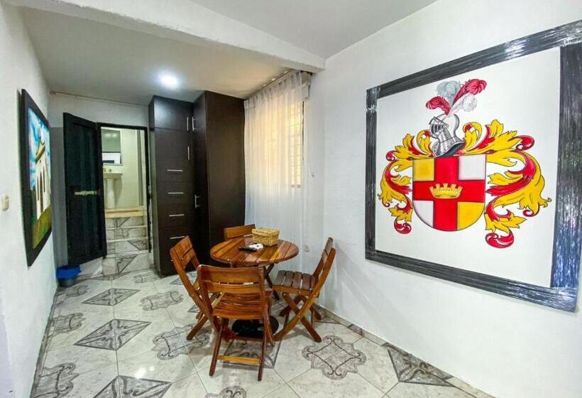 חדר משפחתי, Campestre La María Toro Valle