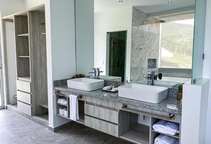 סוויטה נשיאותית, Campestre La María Toro Valle