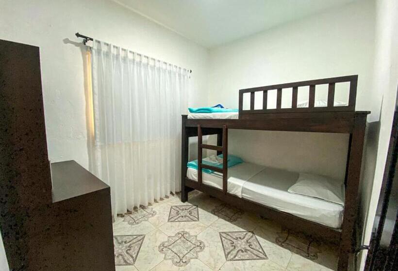 חדר משפחתי, Campestre La María Toro Valle