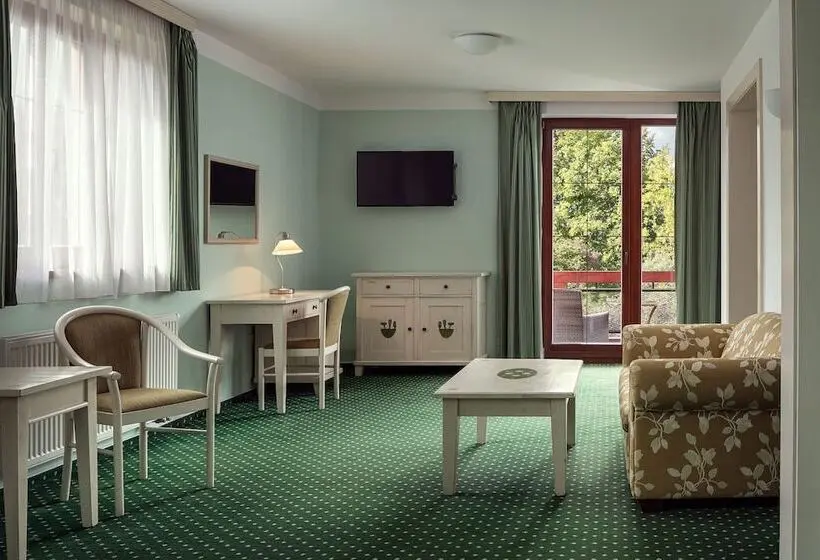 Suite, Golf & Spa Kunětická Hora