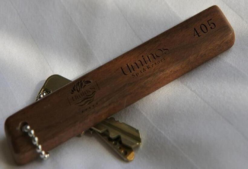 חדר משפחתי חדר אמבטיה משותף, Uminos Spa & Resort