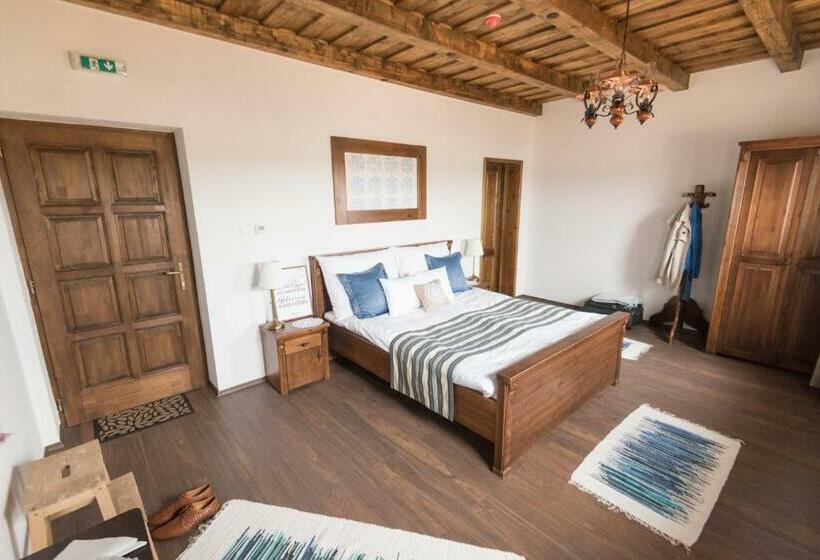 スーペリアールーム, Zsindelyes Cottage