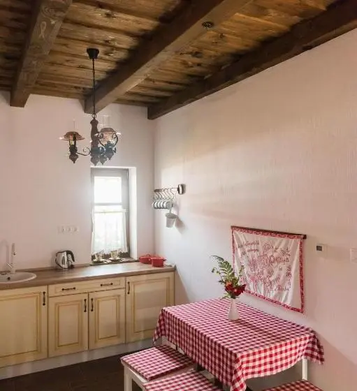 庭の見える１ベッドルームアパートメント, Zsindelyes Cottage
