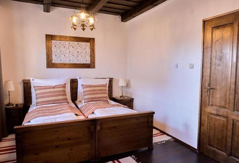 수피리어 룸, Zsindelyes Cottage