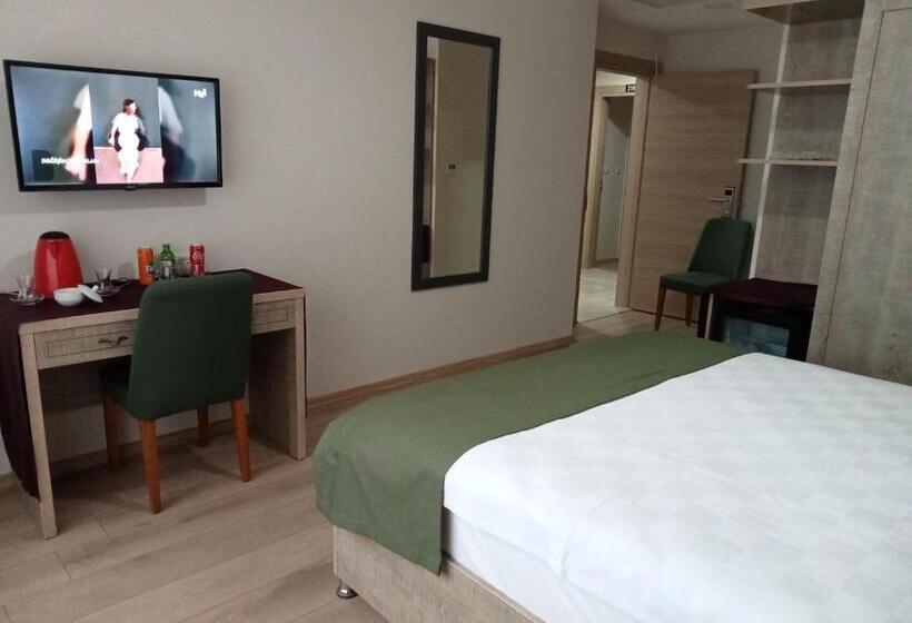 غرفة قياسية, Kurt Otel