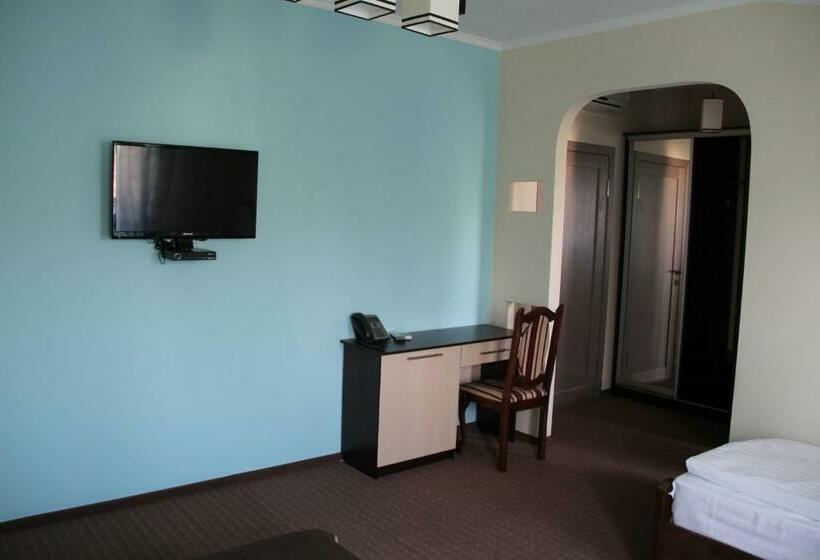 수피리어 트리플 룸, Mіnі Gotel Pozitiv