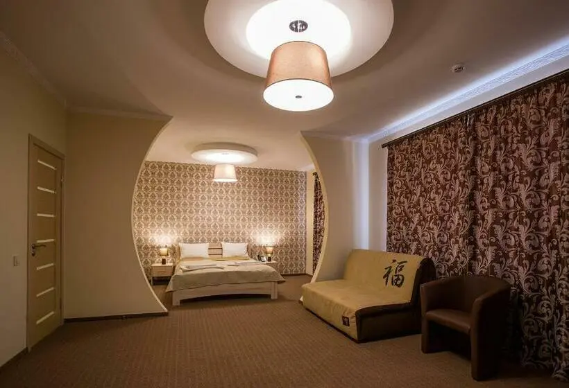 デラックスルーム, Mіnі Gotel Pozitiv