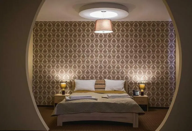 デラックスルーム, Mіnі Gotel Pozitiv