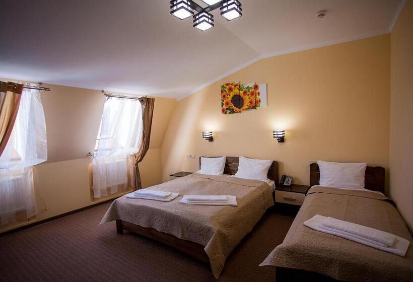 스탠다드 트리플 룸, Mіnі Gotel Pozitiv