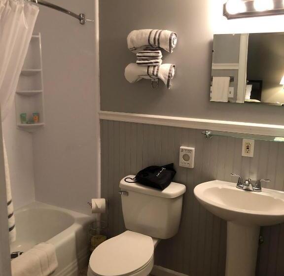 Люкс, Oakes Oramel Inn